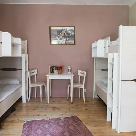 Hostel Cheers Midtown