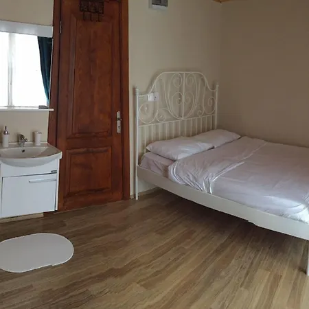 Hostal Cheers Midtown Estambul
