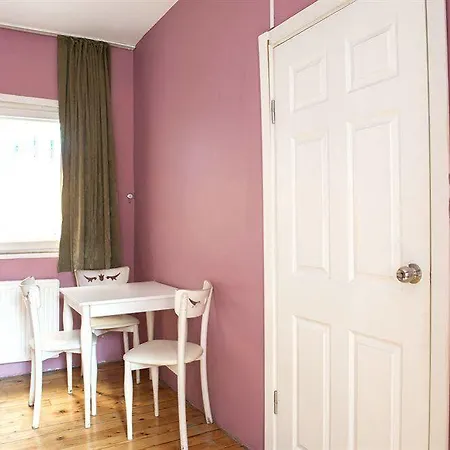 Cheers Midtown Стамбул