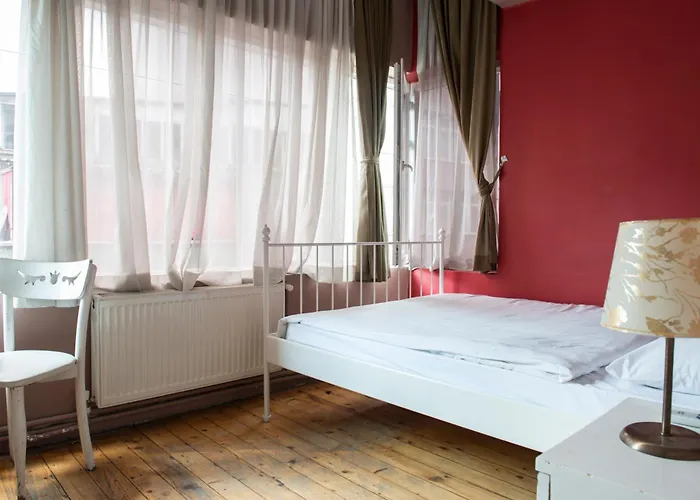 Cheers Midtown Istanbul