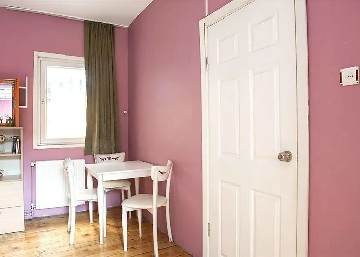 Cheers Midtown Istanbul